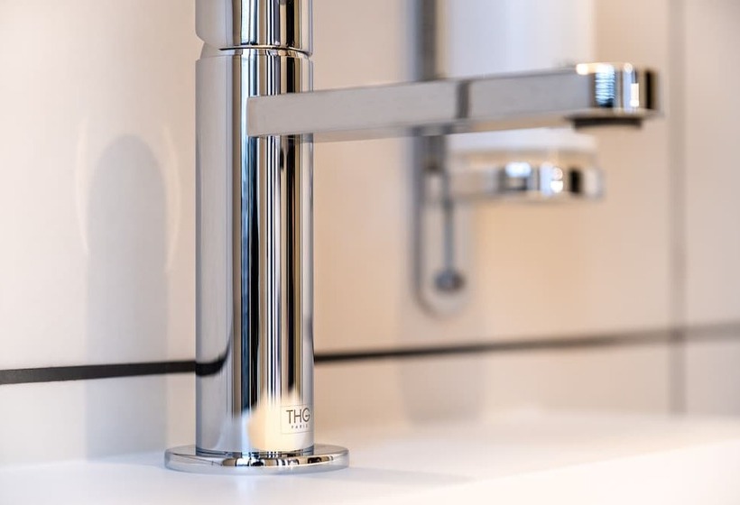 Mayrena Hotel Restaurant