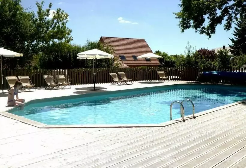 Hotelli Camping De L Ill Colmar