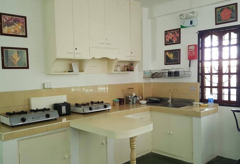 Hotell Citadel Alona Inn