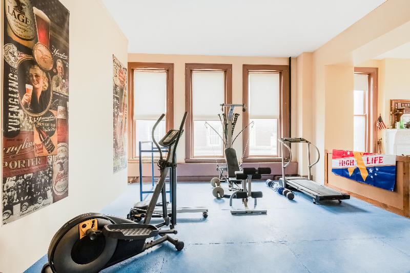 فندق Holley Bradford