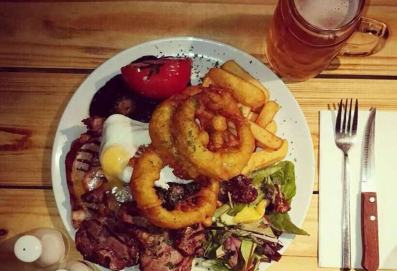 Отель Lodge At Tap Haus