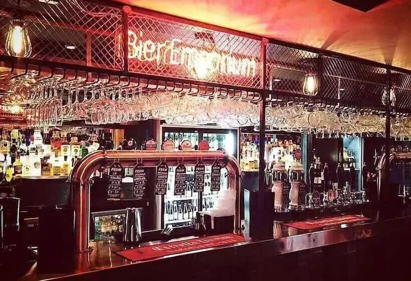 Hotelli Lodge At Tap Haus