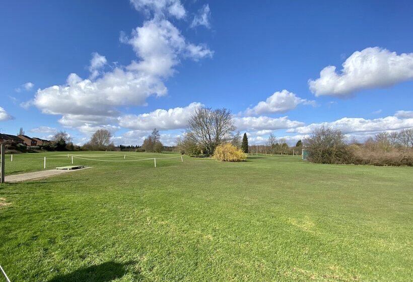 Отель Lodge At Tap Haus