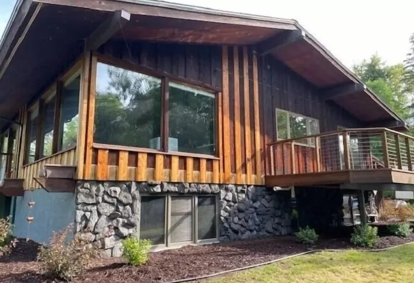 Mont Du Lac Resort