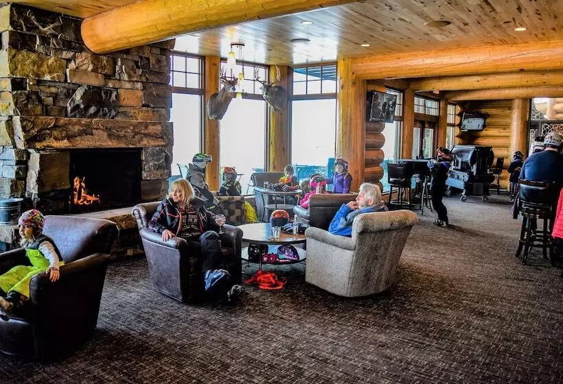 Mont Du Lac Resort