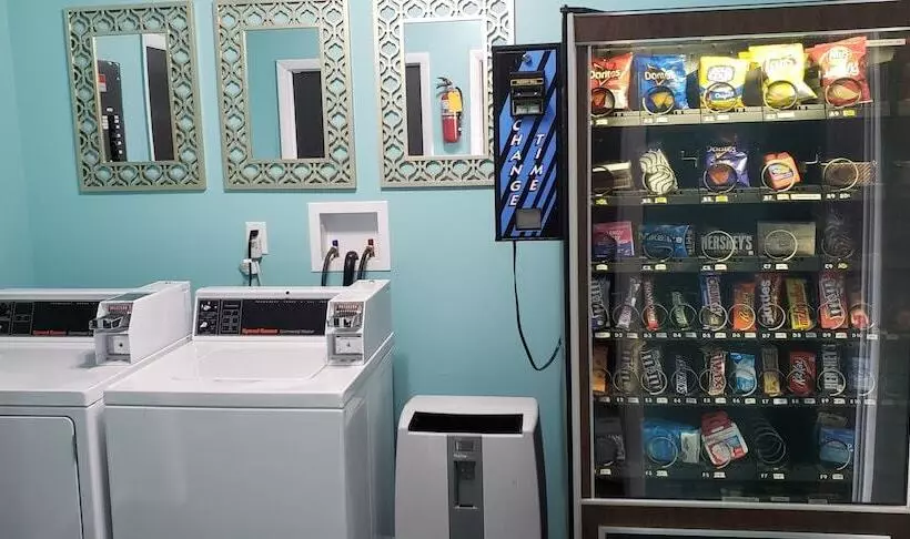 モーテル Viking Inn Llc