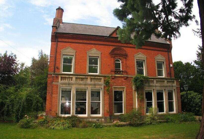 بنسيون Garfits Lodge