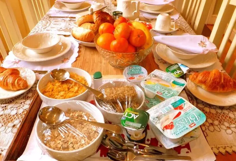 Majatalo Garfits Lodge