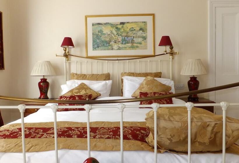 بنسيون Garfits Lodge