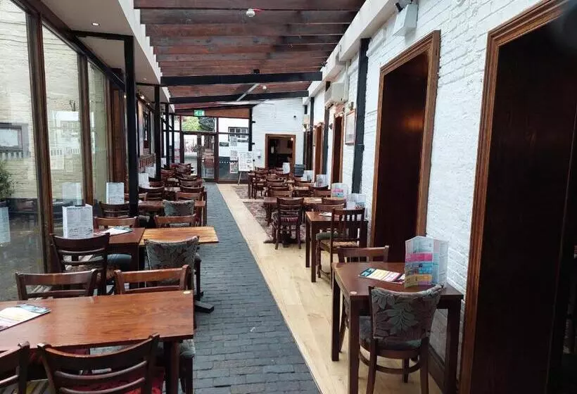 George Hotel Wetherspoon