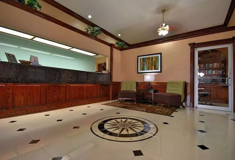 Отель Americas Best Value Inn Sinton