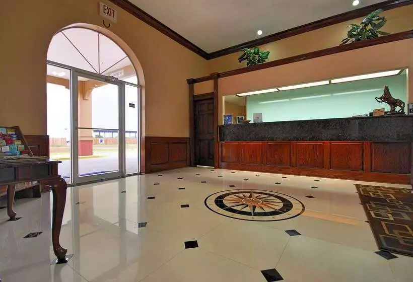 Отель Americas Best Value Inn Sinton