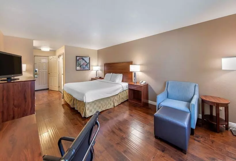 ホテル Best Western Plus John Jay Inn & Suites