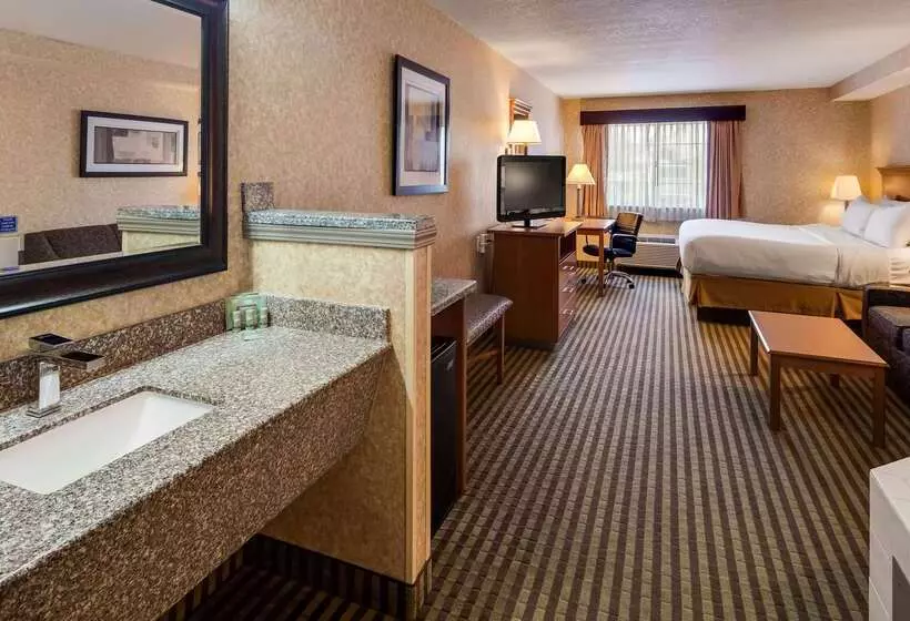 בית מלון כפרי Best Western Rama Inn