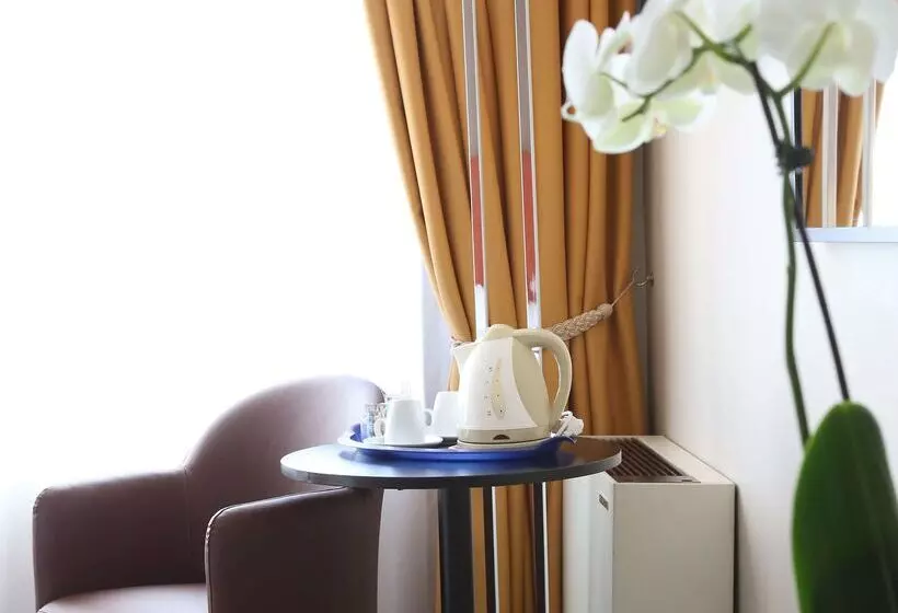 酒店 Blaise & Francis