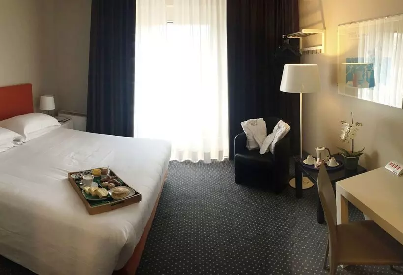 酒店 Blaise & Francis