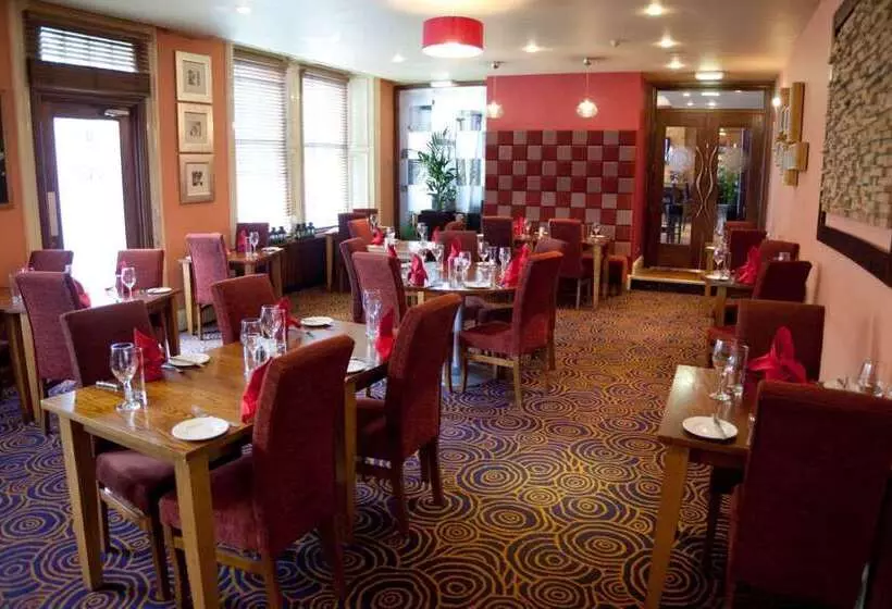 ホテル Caledonian