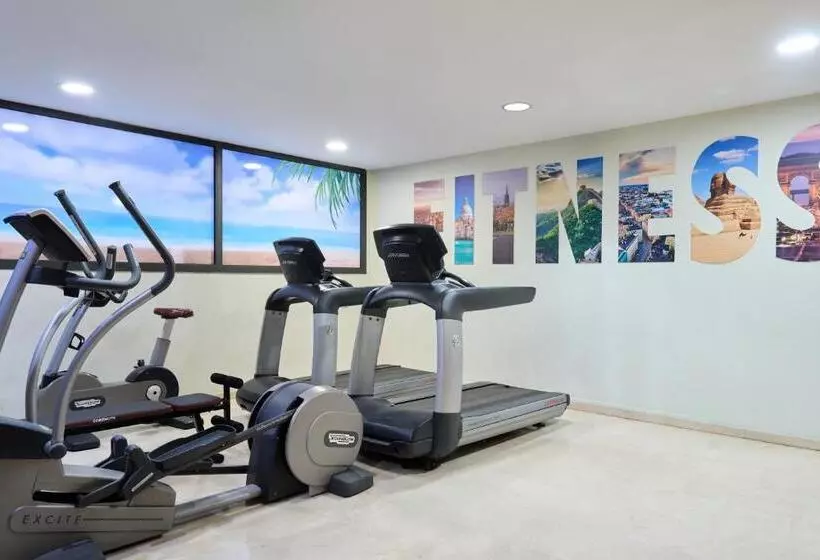 호텔 Catalonia Barcelona Beach