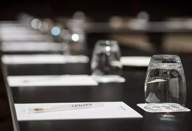 호텔 Catalonia Barcelona Beach