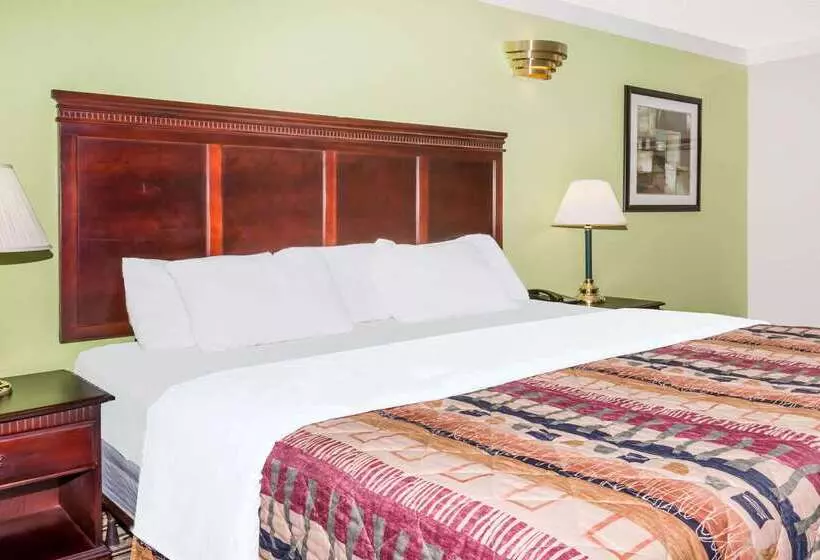 בית מלון כפרי Days Inn By Wyndham Oneonta Al