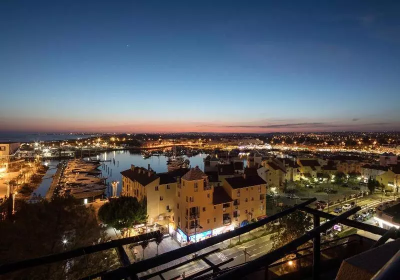 ホテル Dom Pedro Marina