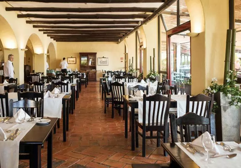 ホテル Dom Pedro Marina