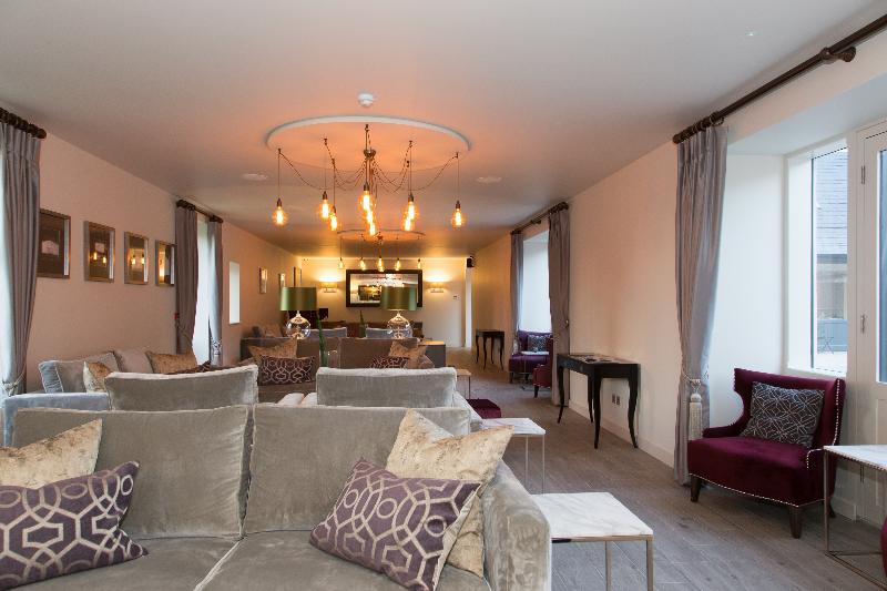 Dunalastair Hotel Suites