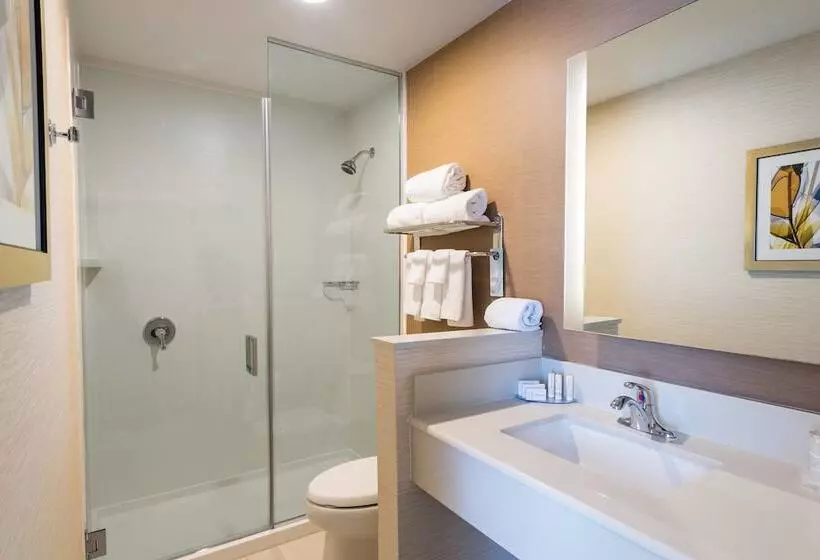 Отель Fairfield By Marriott Inn & Suites Uncasville Mohegan Sun Area