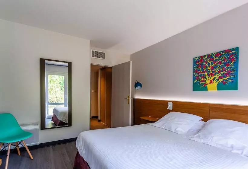 ホテル Full Colors