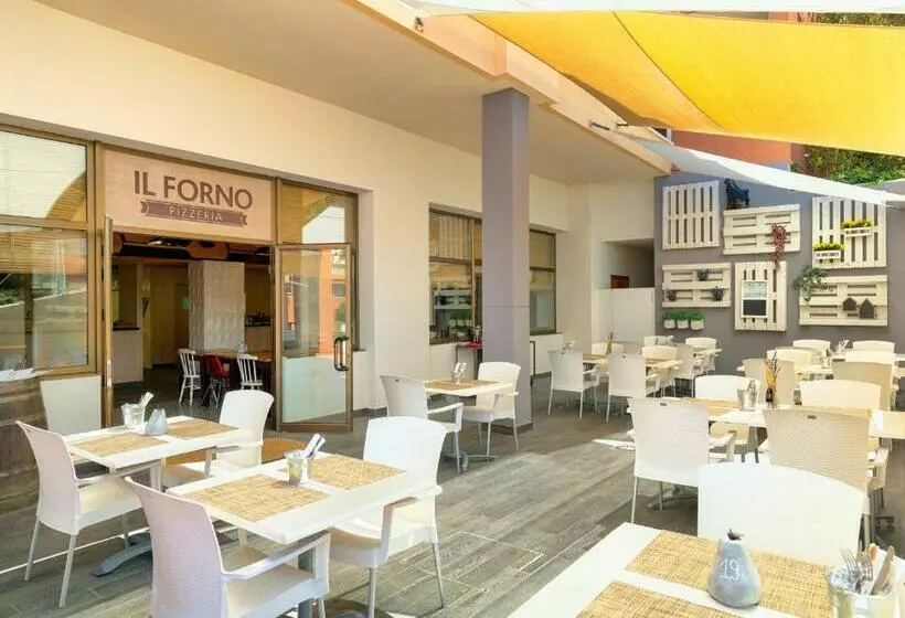 Отель H10 Mediterranean Village