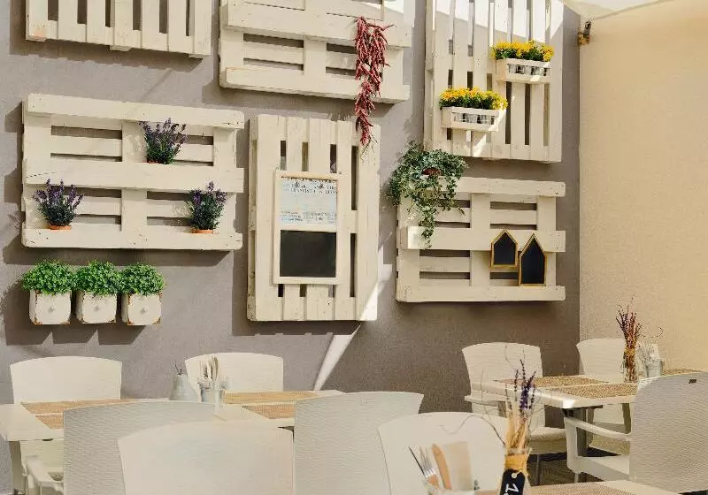 Отель H10 Mediterranean Village