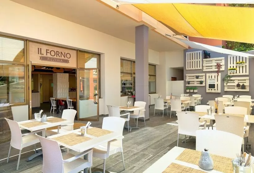 Отель H10 Mediterranean Village