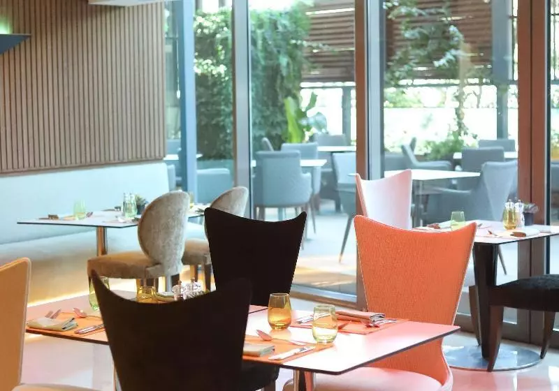 هتل Hilton Amman
