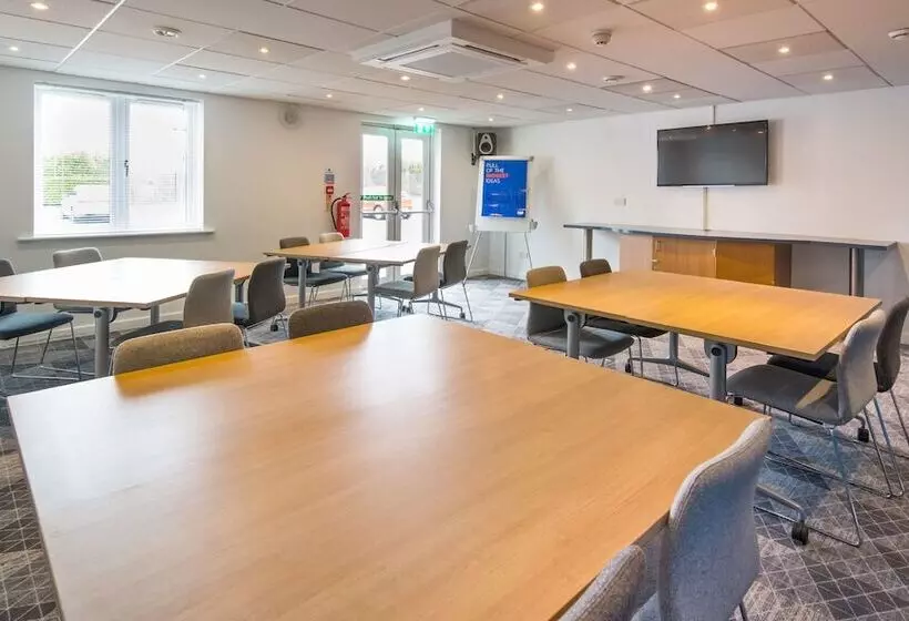 호텔 Holiday Inn Express Manchester East, An Ihg