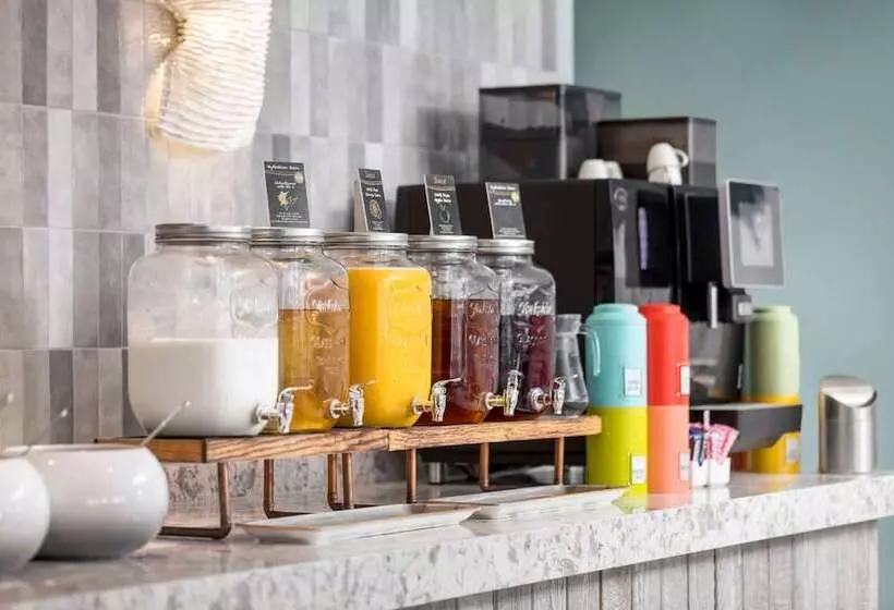 Отель Langstone Quays Resort