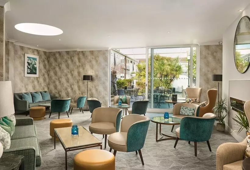 Отель Langstone Quays Resort