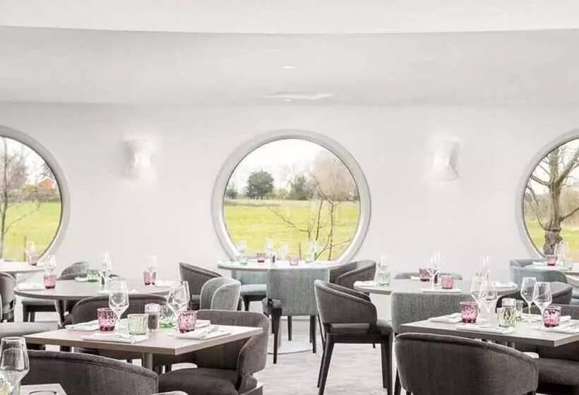 Отель Langstone Quays Resort