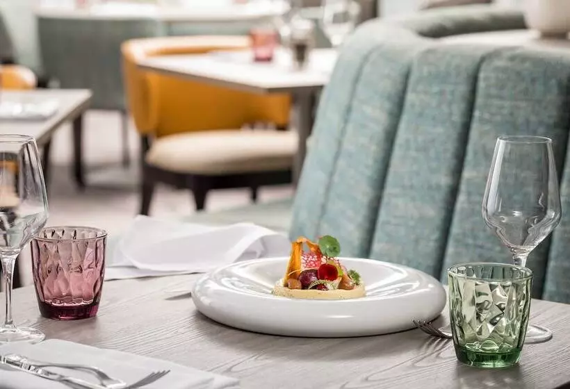 Отель Langstone Quays Resort