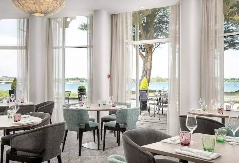 Отель Langstone Quays Resort