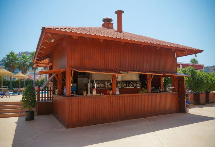 Отель Ohtels La Hacienda