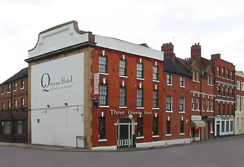 فندق Three Queens