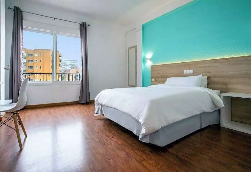 ホテル Torremolinos Centro By Croma