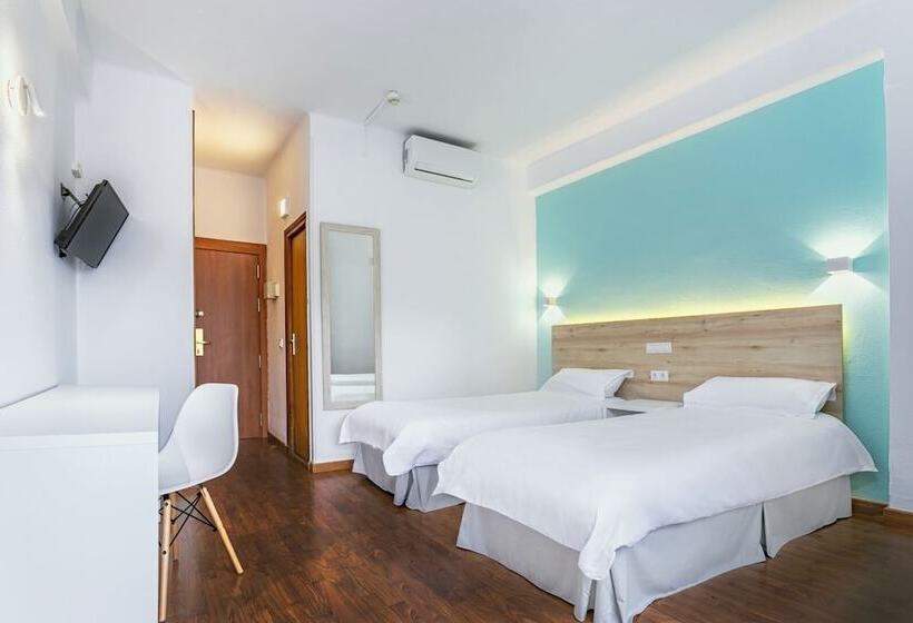 فندق Torremolinos Centro By Croma