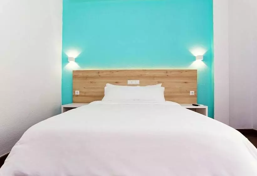 ホテル Torremolinos Centro By Croma