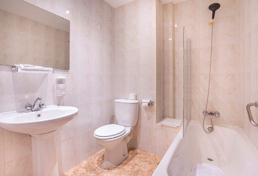 فندق Torremolinos Centro By Croma