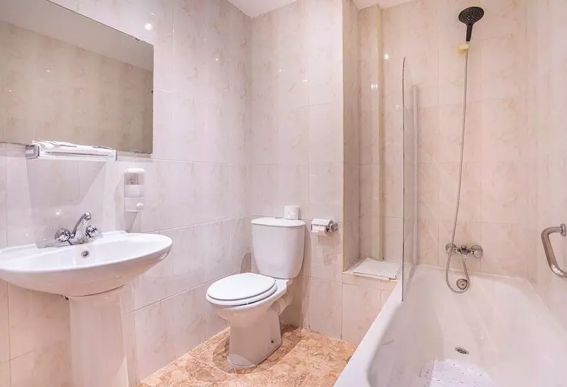 ホテル Torremolinos Centro By Croma