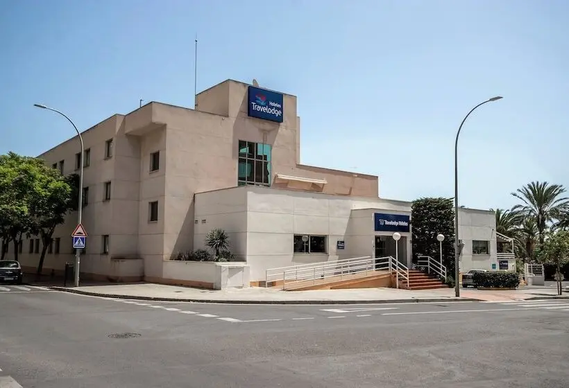 هتل Travelodge Alicante Puerto
