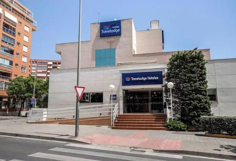 هتل Travelodge Alicante Puerto