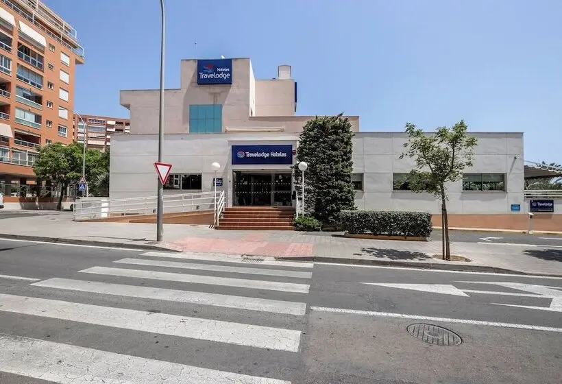هتل Travelodge Alicante Puerto