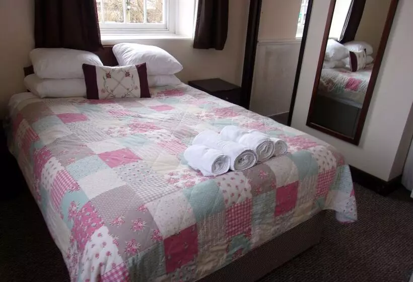 فندق Wensum Lodge